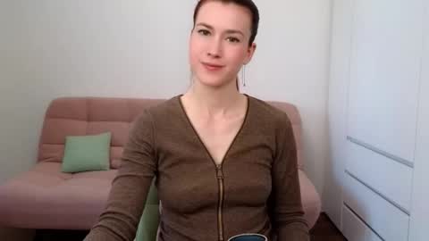 Snapshot of alicianoveli chatting on September 14, 2025, 8:46 am alicianoveli online show from September 14, 2025, 8:46 am