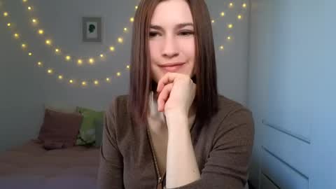 Snapshot of alicianoveli chatting on June 5, 2026, 5:25 am alicianoveli online show from June 5, 2026, 5:25 am