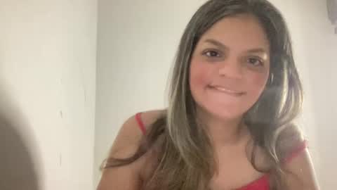 Snapshot of alicie_ebony1 chatting on December 17, 2024, 10:34 am luisa online show from December 17, 2024, 10:34 am