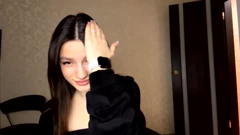 Niki online show from March 27, 2026, 3:34 pm