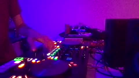 busco rockera online show from February 8, 2025, 12:17 pm