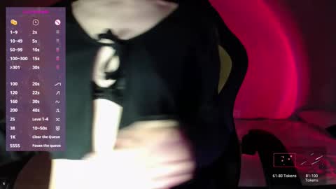 Snapshot of alien_art_lover chatting on March 3, 2025, 4:46 pm Mia online show from March 3, 2025, 4:46 pm