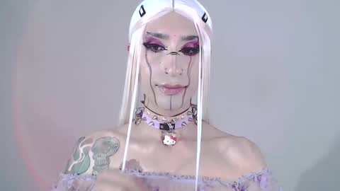     online show from January 25, 2025, 2:37 am