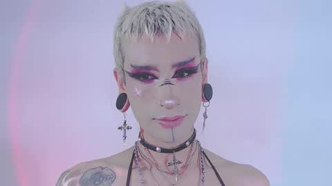 Snapshot of alienexxx chatting on March 2, 2026, 12:35 am online show from March 2, 2026, 12:35 am