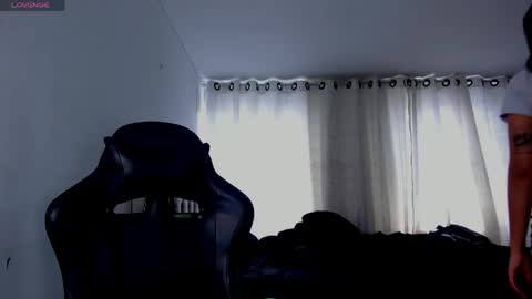Snapshot of aliice_walker_ chatting on April 3, 2026, 2:59 pm aliice_walker_ online show from April 3, 2026, 2:59 pm