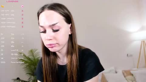 Snapshot of alina_39 chatting on September 27, 2025, 2:11 pm alina_39 online show from September 27, 2025, 2:11 pm