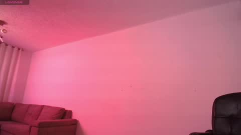 Snapshot of alina_lee01 chatting on April 15, 2026, 1:23 am NYX online show from April 15, 2026, 1:23 am