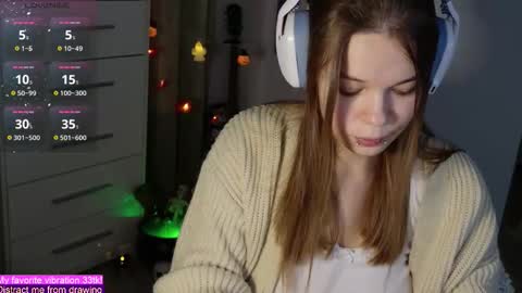 Alina and Ben online show from October 30, 2025, 11:16 pm