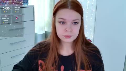 Snapshot of alinabae chatting on March 12, 2026, 7:36 am Alina and Ben online show from March 12, 2026, 7:36 am