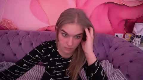 Snapshot of alinalemon chatting on February 2, 2026, 1:32 pm Alina online show from February 2, 2026, 1:32 pm