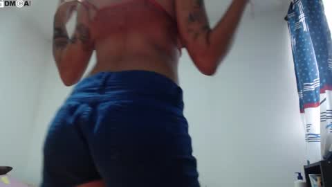 Snapshot of alinawoolf_ chatting on March 12, 2026, 9:43 pm Ali online show from March 12, 2026, 9:43 pm