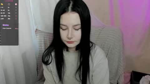 Aline Greeeen online show from February 18, 2025, 2:05 am