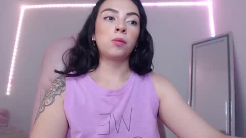 Snapshot of alisa__cain chatting on February 7, 2025, 9:05 am Alejandra online show from February 7, 2025, 9:05 am