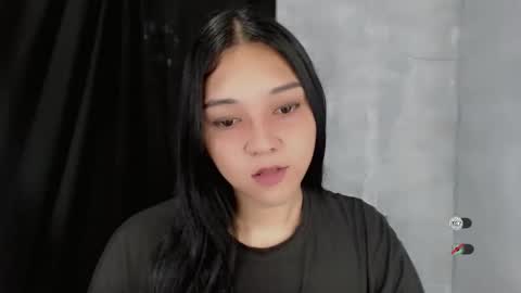 Shanti xhey online show from October 28, 2025, 10:56 pm