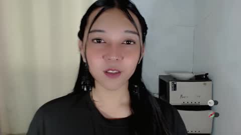 Shanti xhey online show from December 16, 2025, 2:49 am