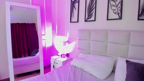     online show from February 10, 2025, 10:19 pm