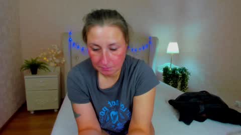 Alisa online show from February 7, 2025, 5:41 am