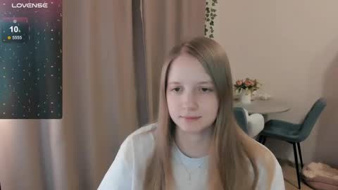 Alya online show from April 25, 2026, 7:44 pm