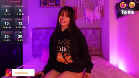 alisha_olsen_ online show from February 9, 2026, 6:06 am