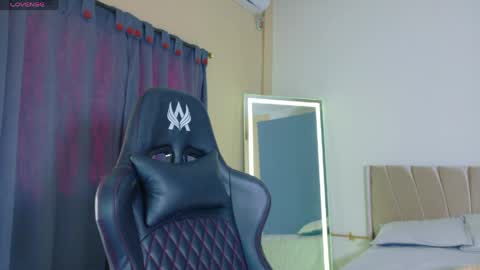 Alisha online show from May 25, 2026, 12:44 pm