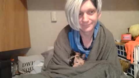 Alisha online show from April 30, 2026, 9:48 am