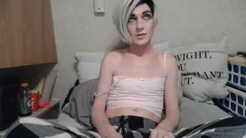 Alisha online show from May 22, 2026, 1:24 am