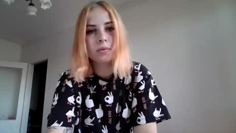 Snapshot of alismoona chatting on September 20, 2025, 8:48 am Alisa online show from September 20, 2025, 8:48 am