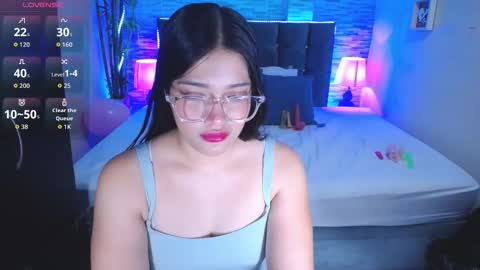 Snapshot of alison_girl22 chatting on February 18, 2026, 9:44 pm Alison online show from February 18, 2026, 9:44 pm