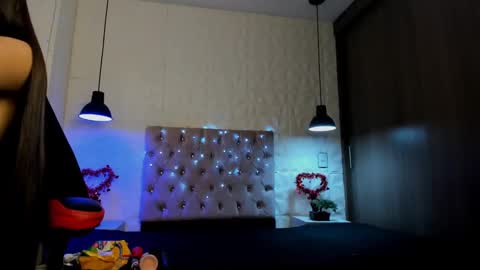 Snapshot of alison_smith372242 chatting on January 10, 2025, 7:32 pm alison smith online show from January 10, 2025, 7:32 pm