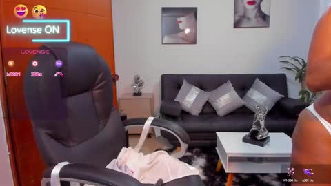 Alisson online show from March 6, 2025, 11:14 am