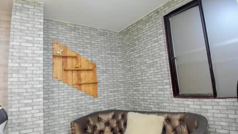 alisonn_doll online show from November 23, 2025, 1:11 pm