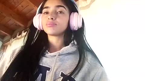 Alisson369  online show from February 6, 2025, 12:48 pm