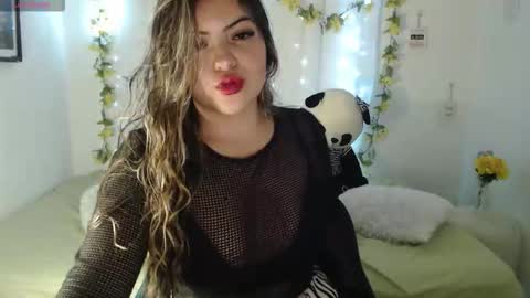 Alisson online show from February 16, 2026, 9:49 am