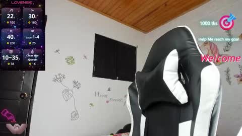 Alisson hoffman05 online show from October 24, 2025, 1:51 pm