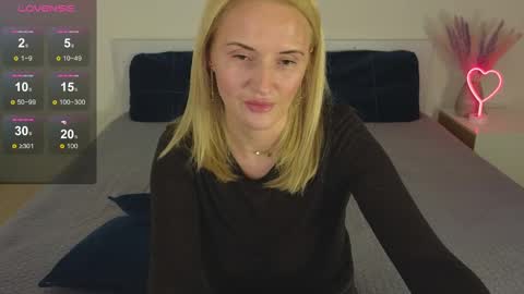 alisssarose online show from January 14, 2025, 10:55 pm