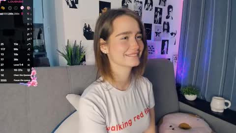 Alivia online show from October 26, 2025, 9:15 am