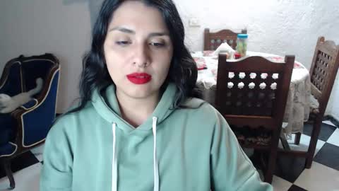 Alix online show from November 1, 2025, 2:02 am