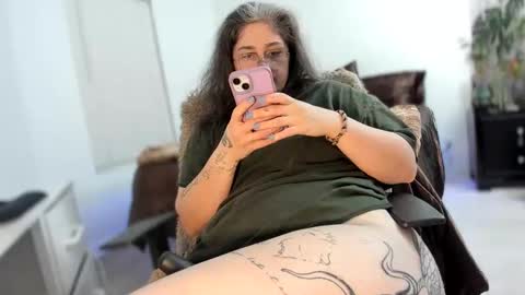 alix_valentine online show from September 21, 2025, 5:31 am