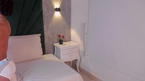  Alexis Etereo  online show from March 25, 2026, 8:15 pm