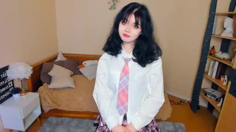 Emily online show from May 17, 2026, 9:38 am