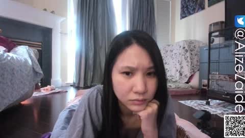 Alize Zaide online show from December 3, 2025, 9:24 pm