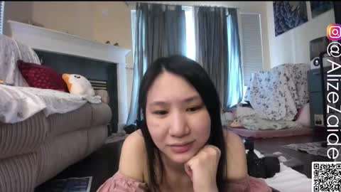 Alize Zaide online show from March 3, 2026, 8:37 pm