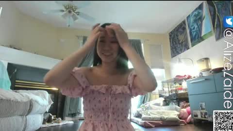 Snapshot of alizezaide chatting on June 1, 2026, 7:48 pm Alize Zaide online show from June 1, 2026, 7:48 pm