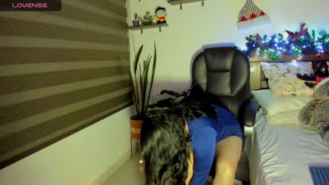 Andrea..... online show from December 13, 2024, 12:20 am