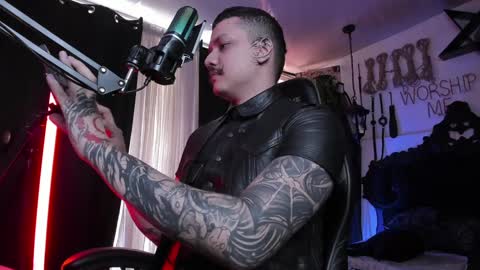   online show from January 20, 2025, 6:10 pm