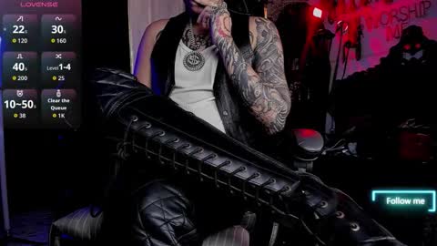   online show from November 4, 2025, 5:34 pm