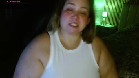 Snapshot of allegra_ferragamo chatting on February 26, 2025, 8:54 pm Ale online show from February 26, 2025, 8:54 pm