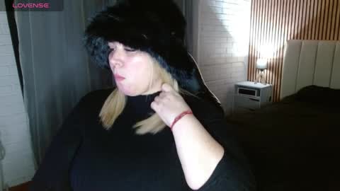 Snapshot of allegra_ferragamo chatting on March 30, 2026, 2:01 am Ale online show from March 30, 2026, 2:01 am