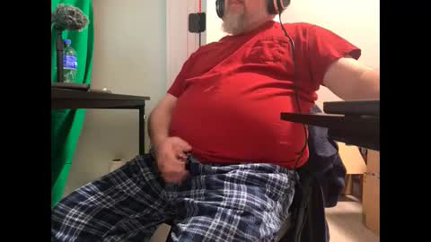 Allergictolove online show from March 4, 2025, 1:01 am