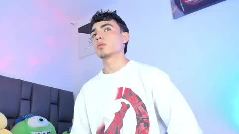 Allex online show from March 8, 2025, 3:06 am